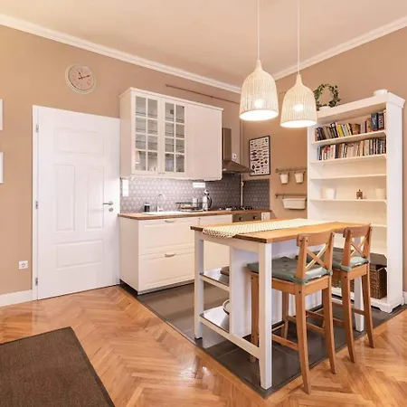 Paulay Deluxe 2 Budapest