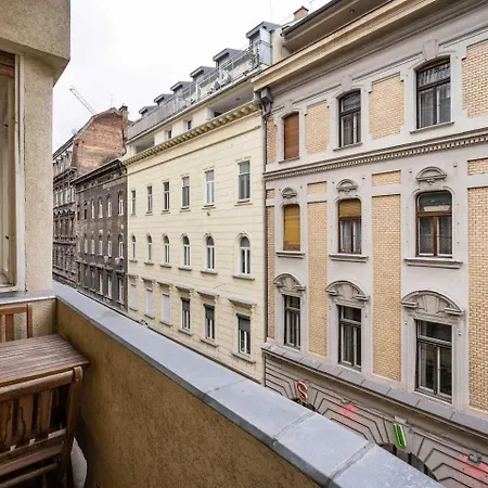 Apartment Paulay Deluxe 2 Budapest