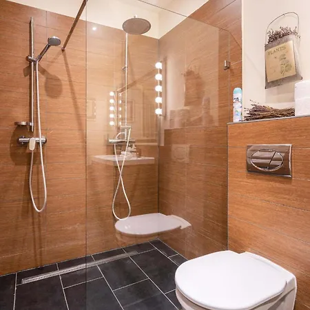 Paulay Deluxe 2 Apartment *