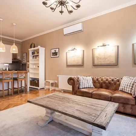 Paulay Deluxe 2 Apartment *