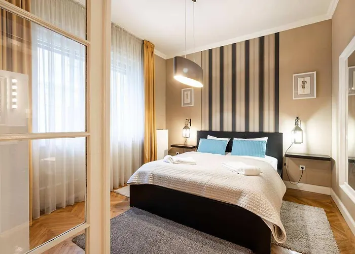 Paulay Deluxe 2 Apartament
